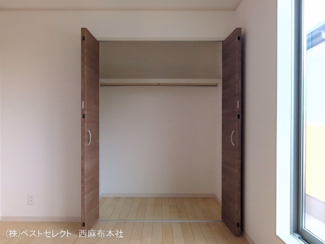 川口市大字伊刈（戸建）02 収納(ウォークインクローゼット)
