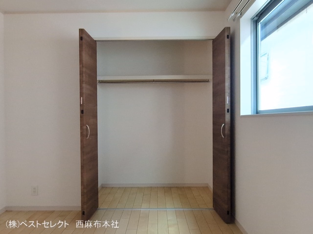 川口市大字伊刈（戸建）03 収納(ウォークインクローゼット)