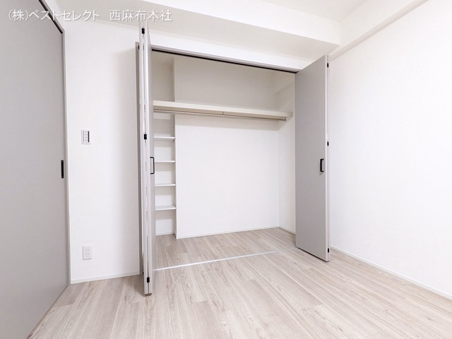 コスモ川口アーバンフォルム参番館 収納(ウォークインクローゼット)