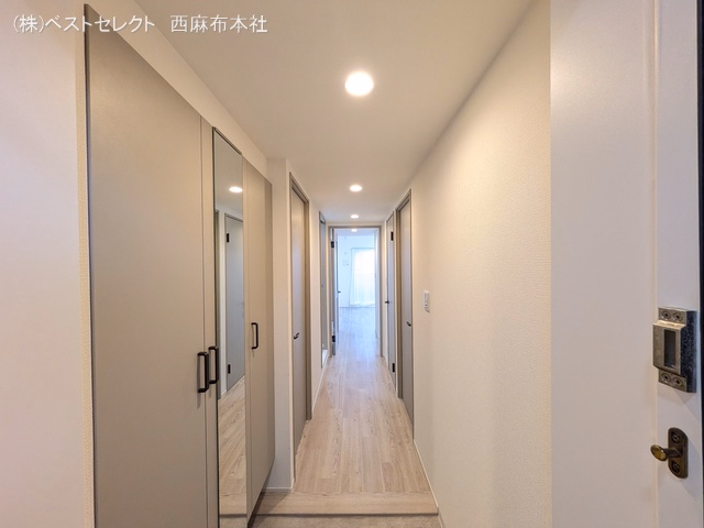 コスモ川口アーバンフォルム参番館 玄関