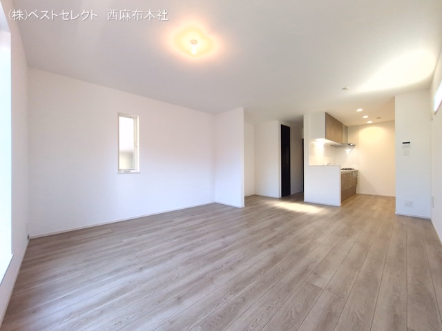 蕨市北町1丁目（戸建）01 リビング