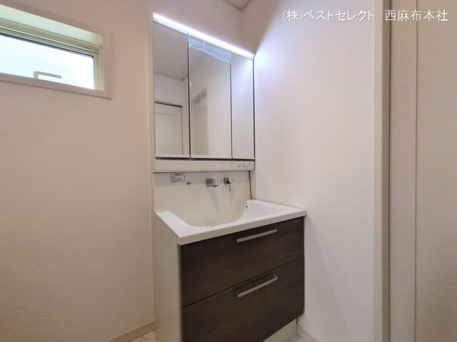 川口市南鳩ヶ谷2丁目（戸建）01 洗面所