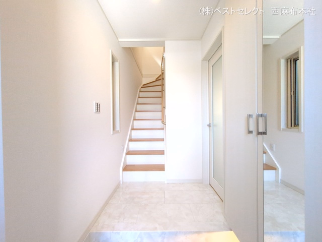 川口市南鳩ヶ谷2丁目（戸建）01 玄関