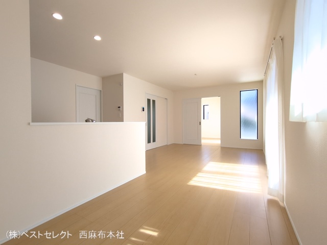 戸田市美女木1丁目（戸建）B リビング