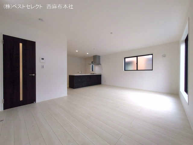 戸田市下前2丁目（戸建）02 リビング