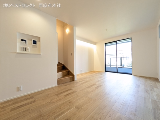 川口市上青木西4丁目（戸建）02 リビング