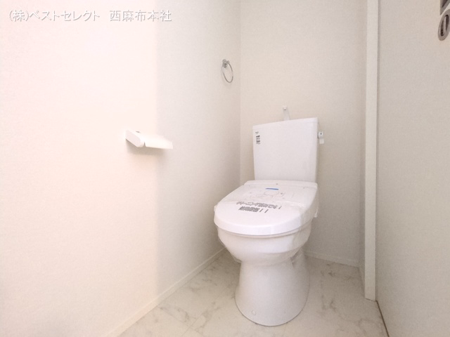 戸田市大字新曽（戸建）01 トイレ