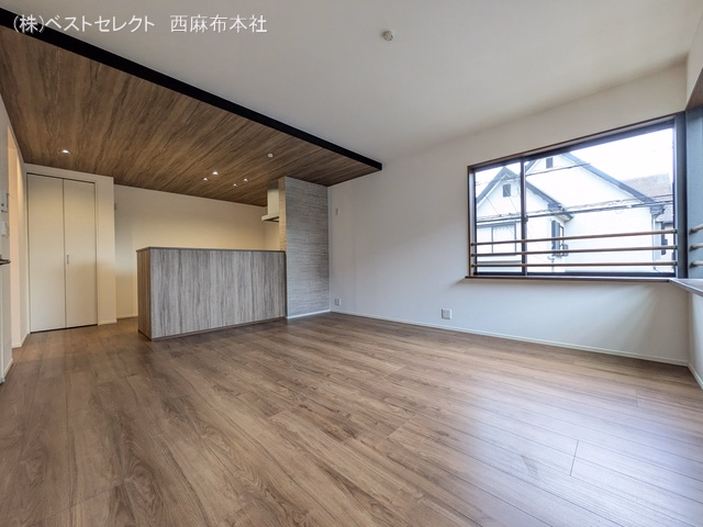 川口市南鳩ヶ谷7丁目（戸建）01 リビング