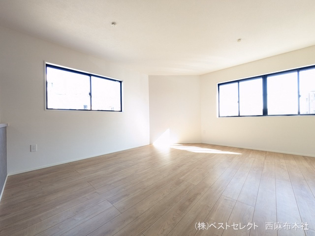さいたま市浦和区駒場1丁目（戸建）05 リビング