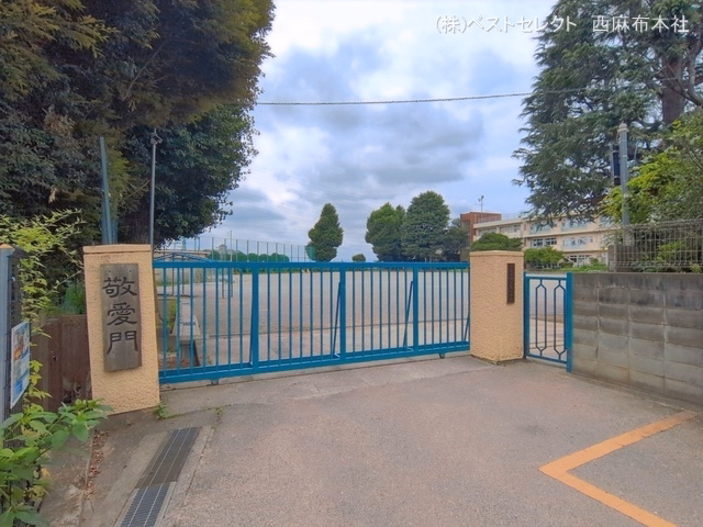川口市立鳩ヶ谷小学校