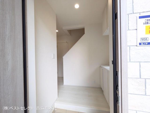 川口市坂下町2丁目(戸建)02 玄関
