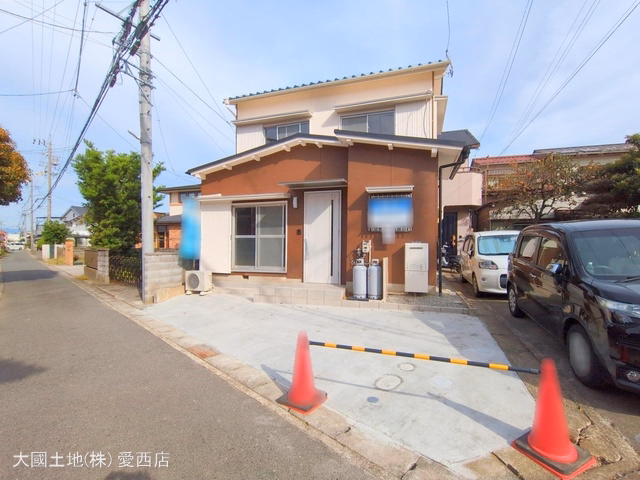 愛知県愛西市須依町北前の中古戸建て完成写真 2024年10月30日撮影