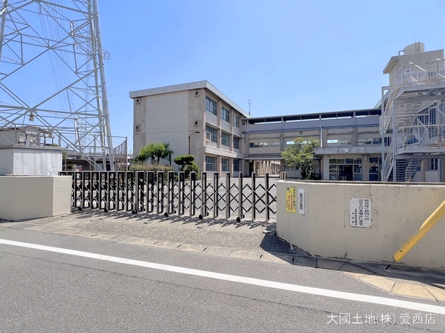 愛西市立佐屋中学校