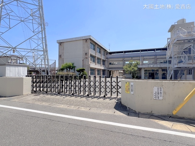 愛西市立佐屋中学校