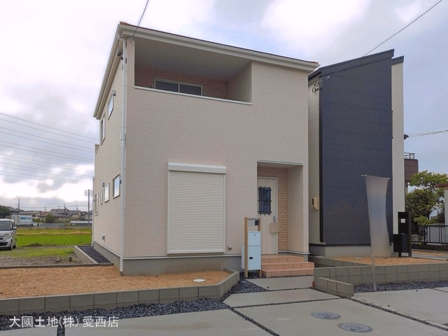 愛知県津島市大字日光字東浦の新築戸建て外構写真 2026年6月25日撮影
