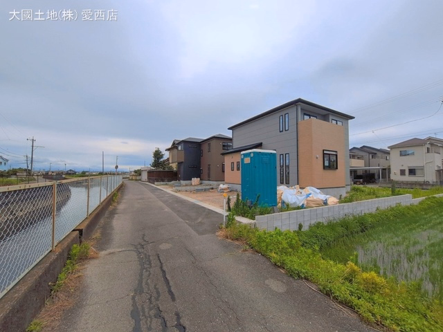 愛知県あま市新居屋久渕郷の新築戸建て外構写真 2026年6月21日撮影