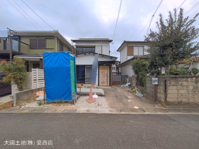 愛西市西保町西川原 外構