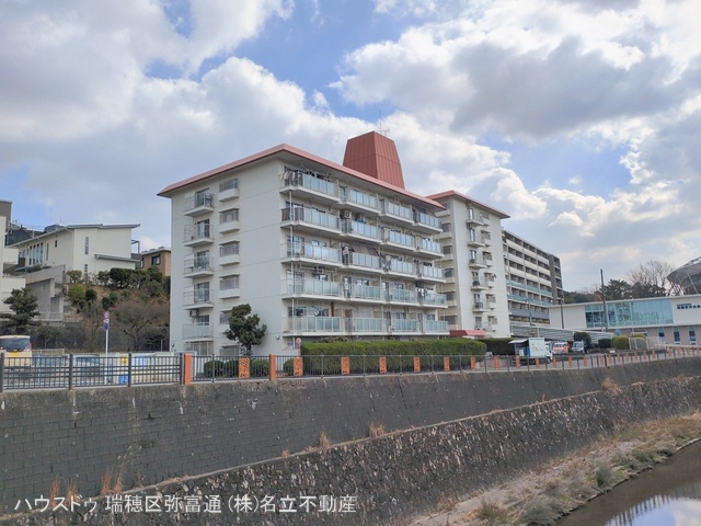 愛知県名古屋市瑞穂区師長町のマンション『リリーハイツ瑞穂』外観写真 2026年2月12日撮影