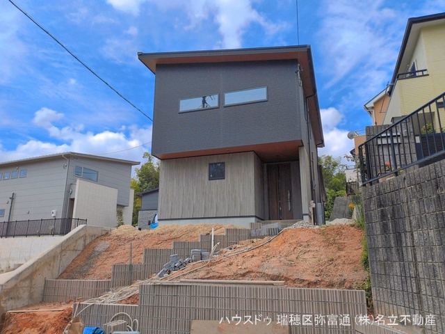 愛知県名古屋市緑区桶狭間神明の新築戸建て外構写真 2026年6月4日撮影