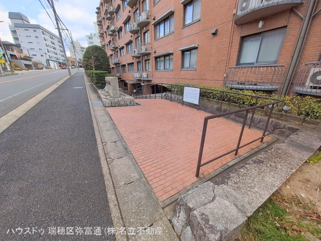 愛知県名古屋市瑞穂区上山町4丁目のマンション『日車マンション南山』外観写真 2026年2月1日撮影
