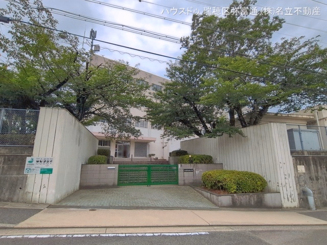 名古屋市立山根小学校