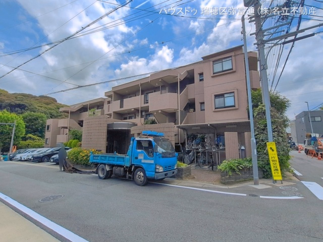 ユニーブル鳴海東ガーデンコート
