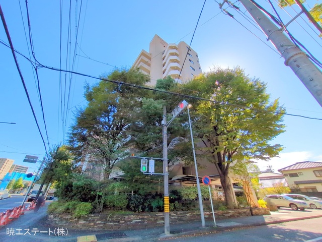 愛知県名古屋市瑞穂区山下通５丁目のマンション『ライオンズマンション瑞穂公園』外観写真 2025年10月22日撮影