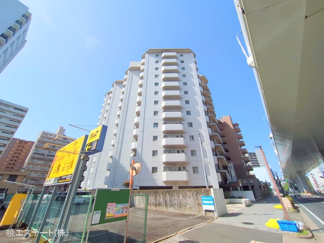 愛知県名古屋市東区泉1丁目のマンション『グリーンハイツ外堀通』外観写真 2025年4月13日撮影