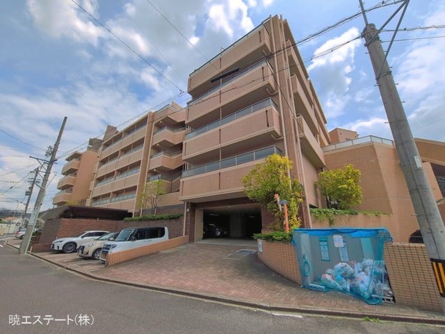 愛知県名古屋市千種区下方町７丁目のマンション『ロイヤルアーク北覚王山』外観写真 2026年5月11日撮影
