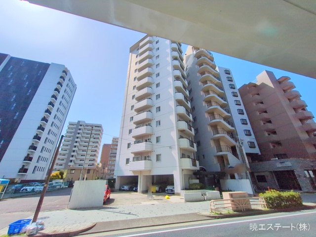 愛知県名古屋市東区泉１丁目のマンション『グリーンハイツ外堀通り』外観写真 2025年4月13日撮影