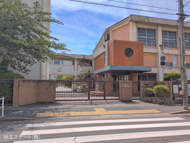 名古屋市立新栄小学校