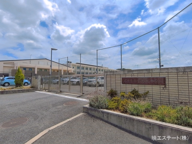 名古屋市立吉根中学校