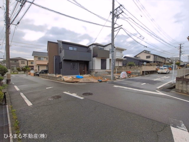 東海市荒尾町奥曽山（戸建）01 外構