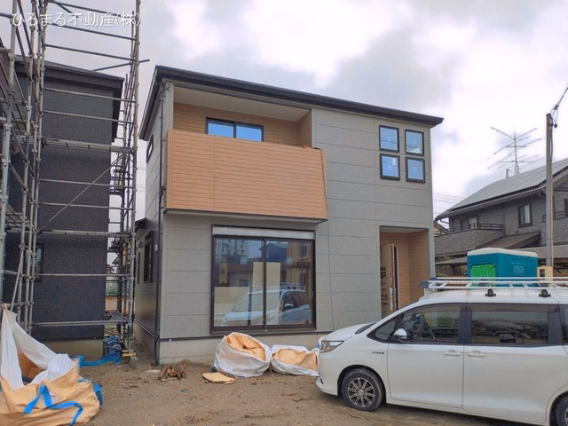 東海市名和町岡前(戸建)01 外構