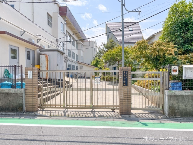足立区立栗島小学校