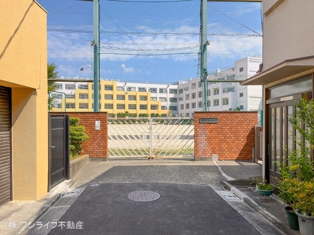 足立区立第九中学校