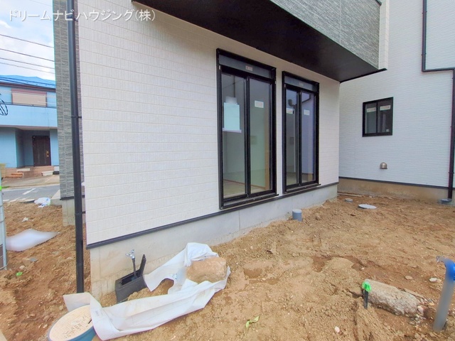 千葉県市川市大和田4丁目の新築戸建て外構写真 2025年4月6日撮影