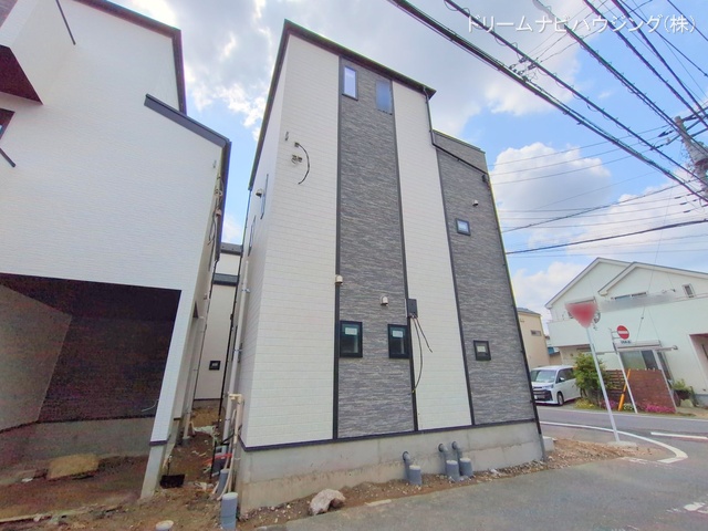 千葉県市川市大和田4丁目の新築戸建て外構写真 2025年4月6日撮影
