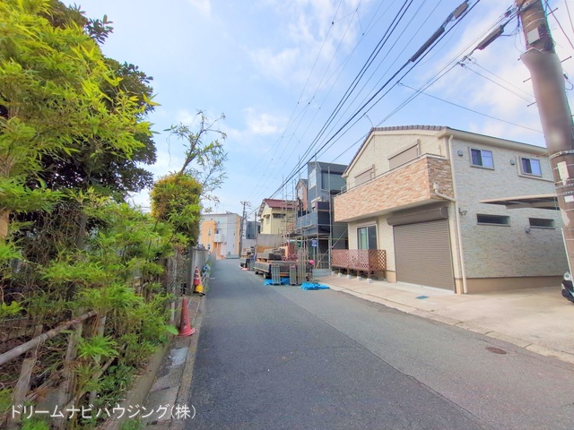千葉県市川市相之川2丁目の新築戸建て外構写真 2025年4月7日撮影
