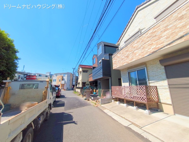 千葉県市川市相之川2丁目の新築戸建て外構写真 2025年4月29日撮影