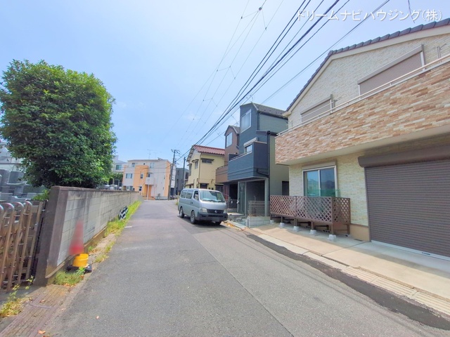 千葉県市川市相之川2丁目の新築戸建て外構写真 2025年5月20日撮影