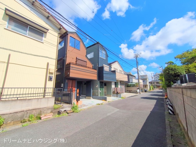 千葉県市川市相之川2丁目の新築戸建て完成写真 2025年7月29日撮影