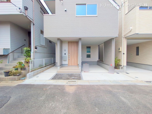 東京都江戸川区北小岩7丁目の新築戸建て完成写真 2025年8月5日撮影