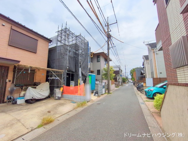 千葉県市川市東菅野4丁目の新築戸建てシート写真 2025年8月6日撮影