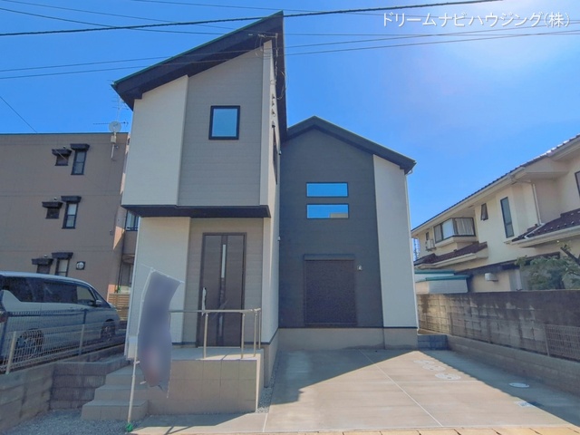 千葉県市川市柏井町１丁目の新築戸建て完成写真 2026年4月27日撮影