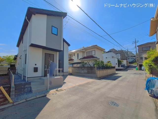 千葉県市川市柏井町１丁目の新築戸建て完成写真 2026年4月27日撮影