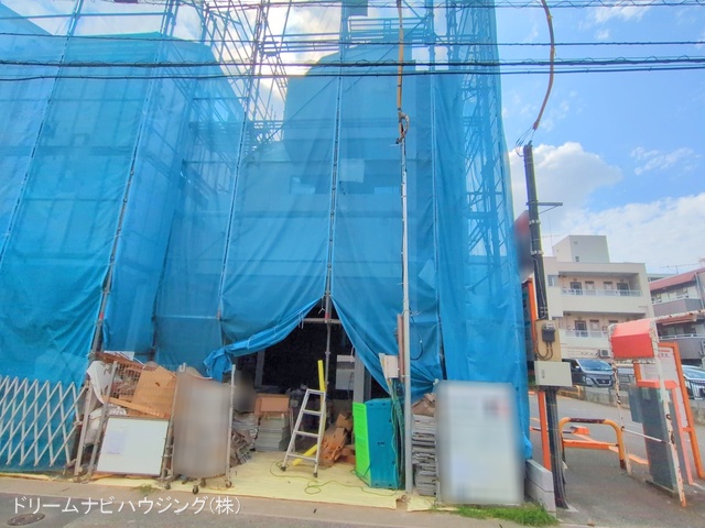 千葉県市川市湊新田2丁目の新築戸建てシート写真 2025年8月24日撮影