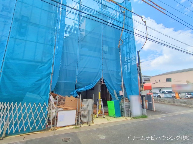 千葉県市川市湊新田2丁目の新築戸建てシート写真 2025年8月24日撮影