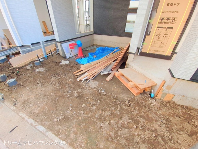 千葉県市川市湊新田2丁目の新築戸建て外構写真 2025年9月10日撮影
