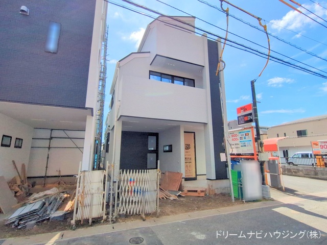千葉県市川市湊新田2丁目の新築戸建て外構写真 2025年9月10日撮影
